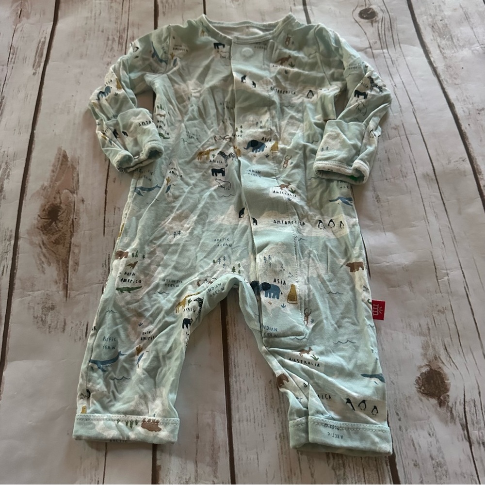 Magnetic me arctic animal romper
